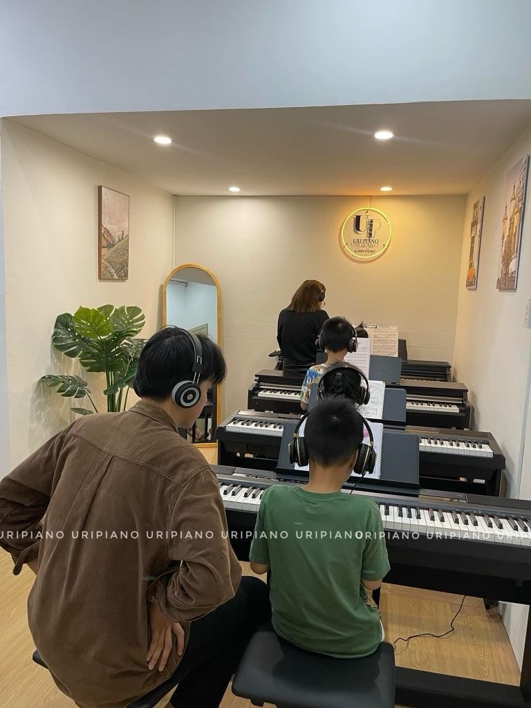 Không gian lớp học Uri Piano ấm cúng tại Đà Nẵng